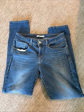 Levi's Skinny Jeans in Medium Blue Wash 30/30